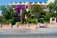 Los Estanques Apartment *